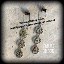 Load image into Gallery viewer, Pentagram earrings Triple pentagram Triple goddess earrings Wicca Witchy Pentacle Tunnel earrings Plug earrings Gauged earrings Kidney hooks