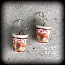 Load image into Gallery viewer, Noodle earrings, Food jewelry, Ramen earrings, Food earrings, Tunnel earrings, Student life, Novelty earrings, Japanese curry, Rice earrings