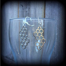 Load image into Gallery viewer, Hexagon earrings, Bee earrings, Honeycomb jewelry, Geometric earrings, Sacred Geometry, Earrings for pierced ears or stretched lobes, Gauges