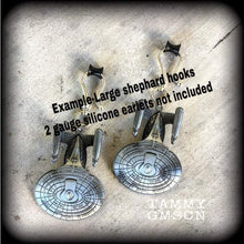 Load image into Gallery viewer, Star Trek Earrings Sci Fi Earrings Geek jewelry Nerd earrings Trekkie jewelry Gamer Trekker earrings Tunnel earrings Plug earrings Gauges