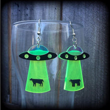Load image into Gallery viewer, UFO earrings Alien earrings Space earrings Space ship earrings XFiles earrings Alien abduction Tunnel earrings Plug earrings Gauged earrings