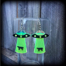 Load image into Gallery viewer, UFO earrings Alien earrings Space earrings Space ship earrings XFiles earrings Alien abduction Tunnel earrings Plug earrings Gauged earrings
