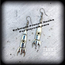 Load image into Gallery viewer, Rocket earrings Space earrings Space ship earrings Space travel Apollo earrings Astrophysics 3mm tunneldangles 4mm plug dangles 6mm gauges