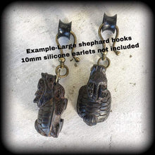 Load image into Gallery viewer, 2 gauge ear weights 8mm ear hangers Carved Wood Plug earrings Wood 8 gauge Tunnel dangles 6mm Hanging Gauges Foo Dog 0 gauge Gauged earrings