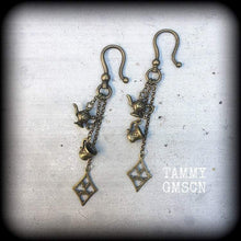 Load image into Gallery viewer, 2 gauge tunnel dangles Alice in Wonderland Ear weights 6mm ear hangers Gauged earrings 8mm plug dangles 0 gauge plug earrings 4mm 3mm Gauges