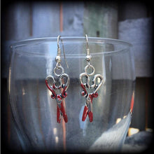 Load image into Gallery viewer, Scissors earrings Halloween earrings Horror movie earrings Psycho earrings Mudrer weapons Gore earrings Morgue earrings Plug earrings Gauges