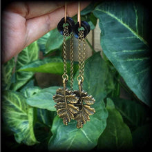 Load image into Gallery viewer, Oak leaf plug dangles 2 gauge tunnel earrings 6mm 7mm 8mm tunnel dangles Dangle earrings Artemis earrings Leaf earrings Bronze Ear hangers