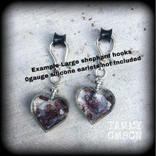Load image into Gallery viewer, 2 gauge Heart ear weights 0 gauge Garnet ear hangers 00 gauged earrings Plug dangles Tunnel dangles Tunnel earrings Hanging gauges Plugs 00g