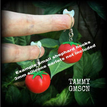 Load image into Gallery viewer, Tomato earrings Vegan Vegetable Food Salad Plant Dangle earrings Tunnel dangles Tunnel earrings Plug earrings Ear hangers Hanging gauges 0g