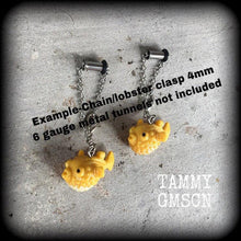 Load image into Gallery viewer, Fugu earrings Fish earrings Japanese earrings Takifugu Sashimi Pufferfish earrings 8 gauge tunnel dangles 4mm ear hangers Bogeo Bok Gauges