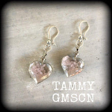 Load image into Gallery viewer, Rose Quartz earrings Heart earrings Tunnel earrings Chakra jewelry Crystal jewelry Plug earrings Rose Quartz jewelry Plug earrings 6mm 2g 4g