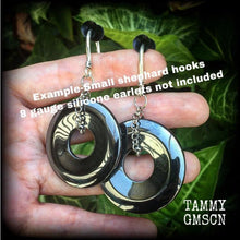 Load image into Gallery viewer, Hematite 8 gauge 3mm ear eeights Gemstone ear hangers Tunnel dangles Hanging gauges Plug earrings Gauged earrings Gauges 00g 0g 8g 6g 4g 2g