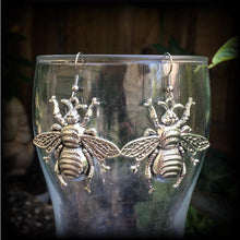 Load image into Gallery viewer, Bee earrings Insect earrings Locust Earrings Tunnel earrings Wasp earrings Animal earrings Arachnid earrings Gauged earrings Plug earrings