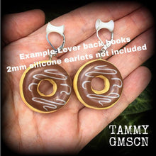 Load image into Gallery viewer, Donut earrings Junk food earrings Rockabilly earrings Cosplay earrings Cake earrings Plug earrings Tunnel earrings 2mm tunnel dangles Gauges