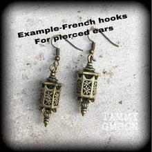 Load image into Gallery viewer, Lantern earrings, Japanese earrings, Bronze Plug earrings, Ornate earrings, Ethnic earrings, Tunnel earrings, Gauge earrings 8g 6g 4g 2g 0g