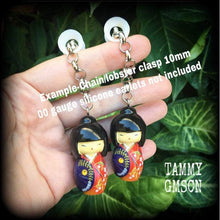 Load image into Gallery viewer, Geisha earrings Japanese earrings Maiko earrings Oshiroi earrings Geigi 8mm Tunnel dangles 10mm Plug earrings Ear weights Ear hangers Gauges