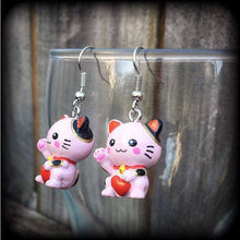 Load image into Gallery viewer, Maneki Neko Earrings Pink cat earrings Happy Cat Japanese Beckoning Cat Plug earrings Kawaii Kitsch Tunnel earrings Tunnel dangles Gauges 0g