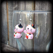 Load image into Gallery viewer, Maneki Neko Earrings Pink cat earrings Happy Cat Japanese Beckoning Cat Plug earrings Kawaii Kitsch Tunnel earrings Tunnel dangles Gauges 0g