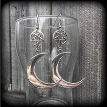 Load image into Gallery viewer, Inverted pentagram earrings Crescent moon earrings Goddess earrings Moon earrings Witchy earrings Plug earrings Tunnel earrings Pagan Nature