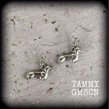Load image into Gallery viewer, Daschund earrings Dog earrings Sausage dog earrings Doggo Pupper earrings Tunnel earrings 3mm Plug earrings Tunnel dangles 8g Plug dangles