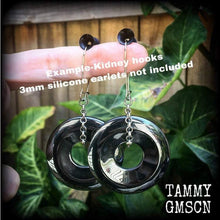 Load image into Gallery viewer, Hematite 8 gauge 3mm ear eeights Gemstone ear hangers Tunnel dangles Hanging gauges Plug earrings Gauged earrings Gauges 00g 0g 8g 6g 4g 2g