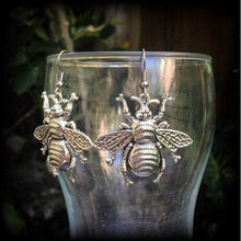 Load image into Gallery viewer, Bee earrings Insect earrings Locust Earrings Tunnel earrings Wasp earrings Animal earrings Arachnid earrings Gauged earrings Plug earrings