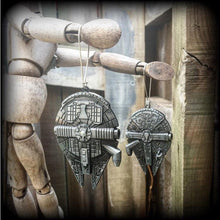 Load image into Gallery viewer, Star Wars earrings Sci Fi earrings Space ship earrings Nerd earrings Tunnel earrings Plug earrings Kidney hooks Pierced ears Leverback hooks