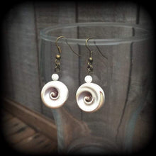 Load image into Gallery viewer, Shiva earrings Shell earrings Pink Mermaid Aphrodite Goddess earrings Boho Neptune Venus Beach Tunnel earrings Pierced ears Tunnel dangles